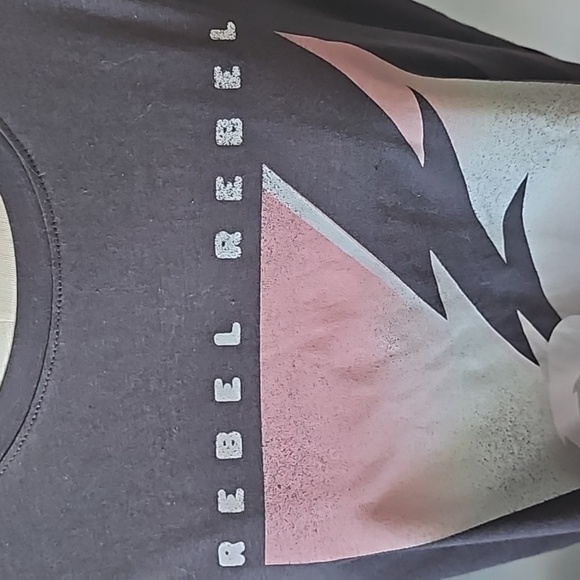 Maurices Gray Bowie Short Sleeve Tee NWT - Picture 6 of 11